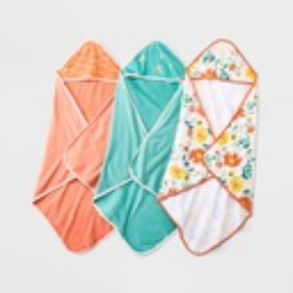 Cloud Island 3-Pack Infant Hooded Towels Lightweight New With Tags - Picture 1 of 4